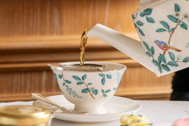 Fortnum & Mason Afternoon Tea in The Diamond Jubilee Tea Salon