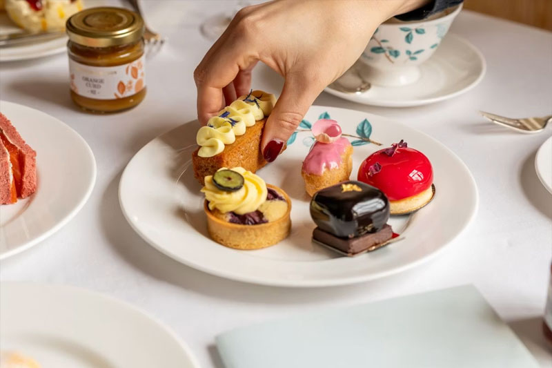 Fortnum & Mason Afternoon Tea in The Diamond Jubilee Tea Salon