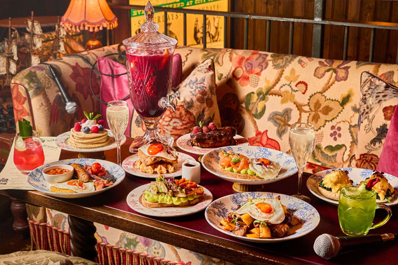 Bottomless Brunch with Live Music for Two at Mr Fogg's City Tavern