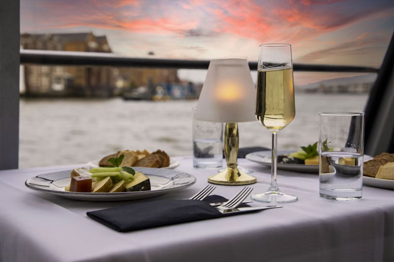 Thames Dinner Cruise for Two