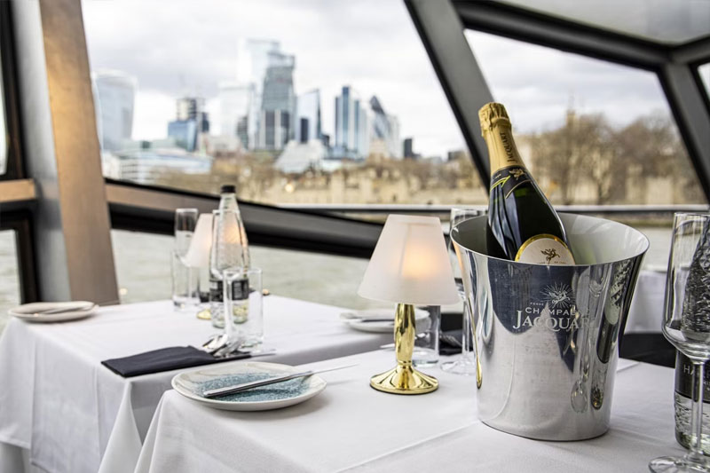 Thames Lunch Cruise for Two